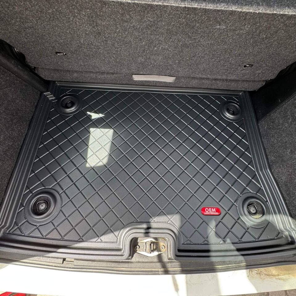 Fiat Fiorino 2020 Sonrası Bagaj Havuzu Halı Zeminli