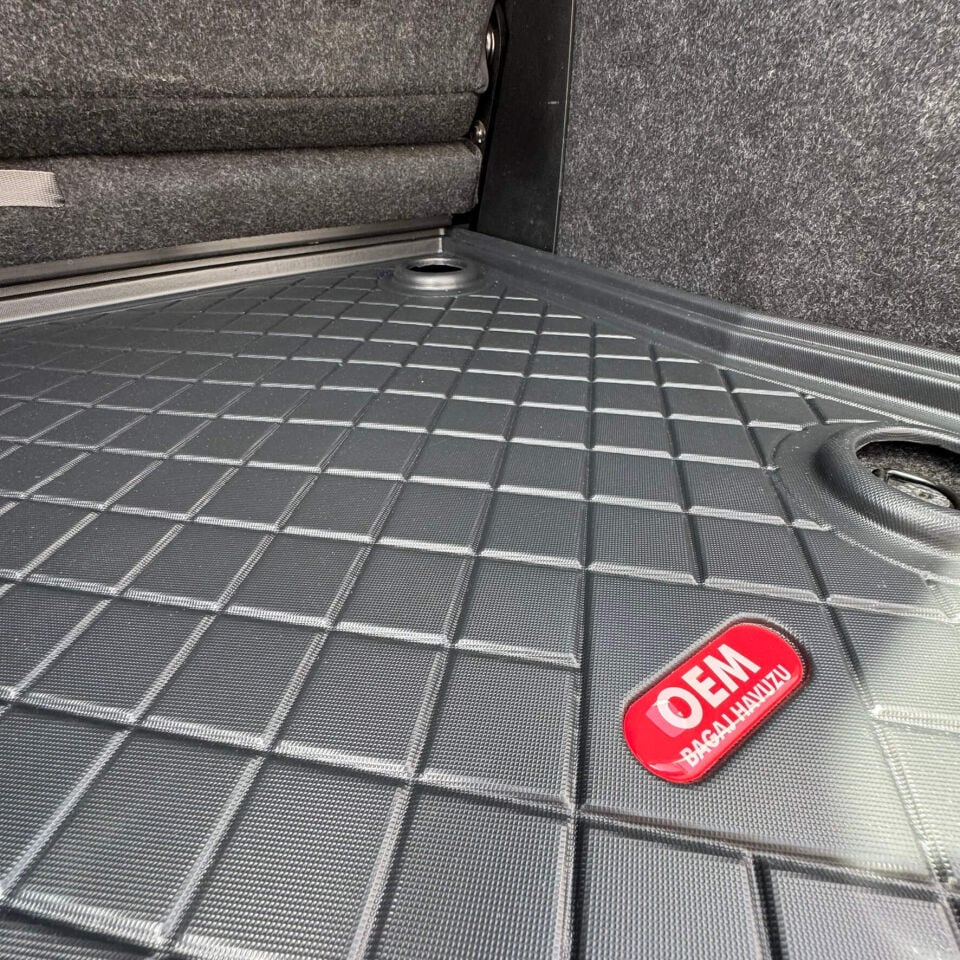 Fiat Fiorino 2020 Sonrası Bagaj Havuzu Halı Zeminli