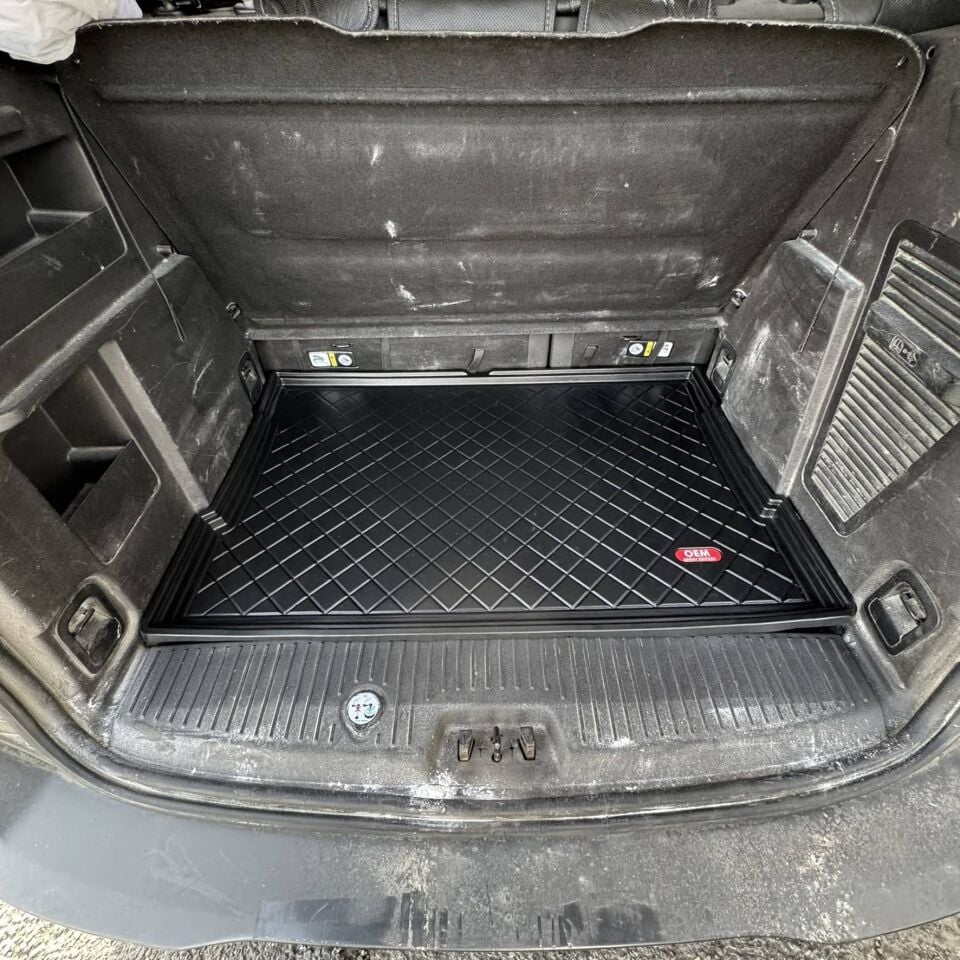 Ford Tourneo Courier 2014-2023 Bagaj Havuzu