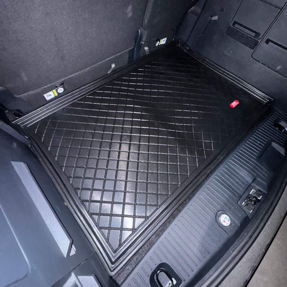 Ford Tourneo Courier 2024 Sonrası Bagaj Havuzu