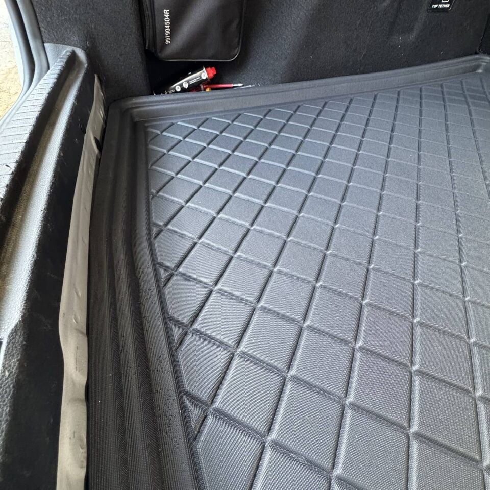 Dacia Duster Bagaj Havuzu 4x2 | 2023 Sonrası Bagaj Havuzu